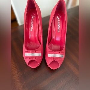 Lasonia women’s coral platform peeptoe Rhinestones  Foux suede shoes size 7.5